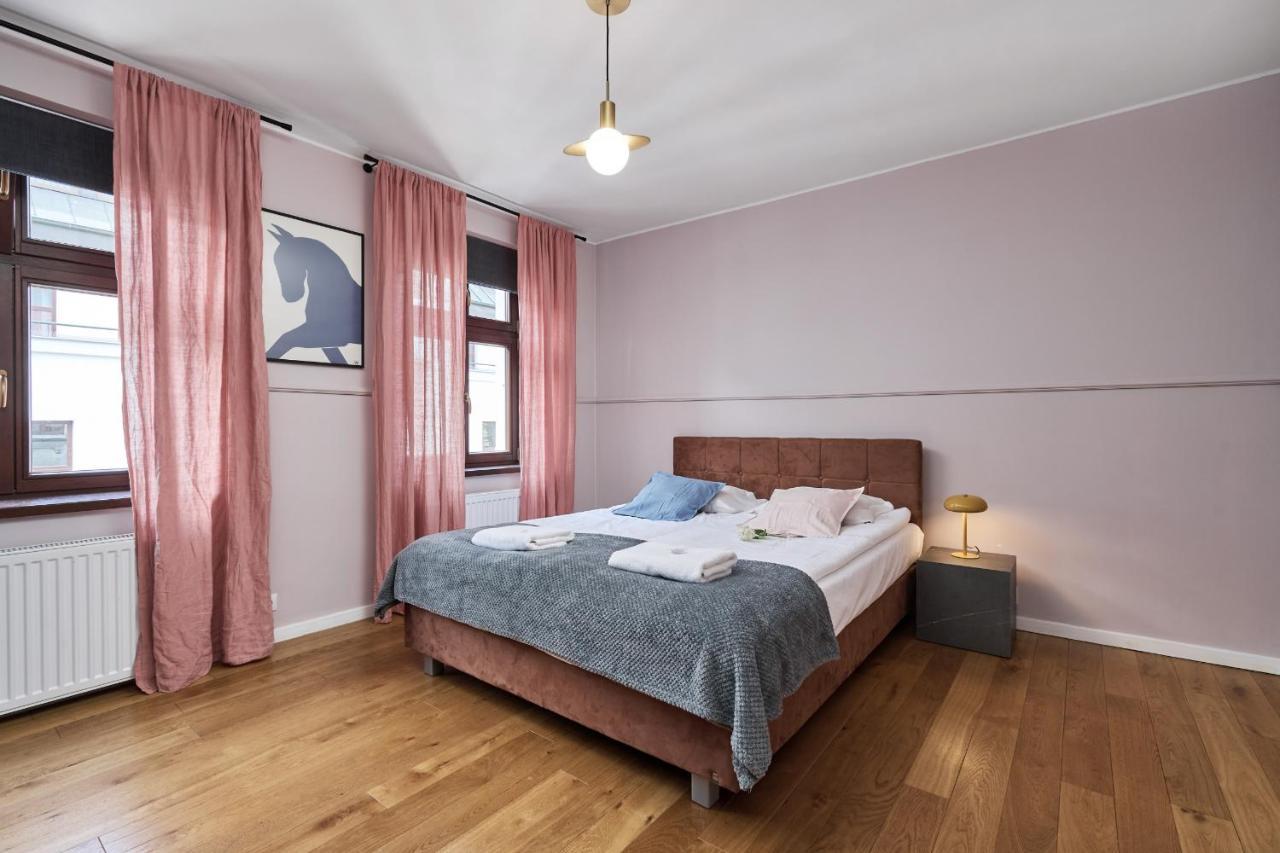 Heart Of Uniwersytecka By Renters Apartmán *